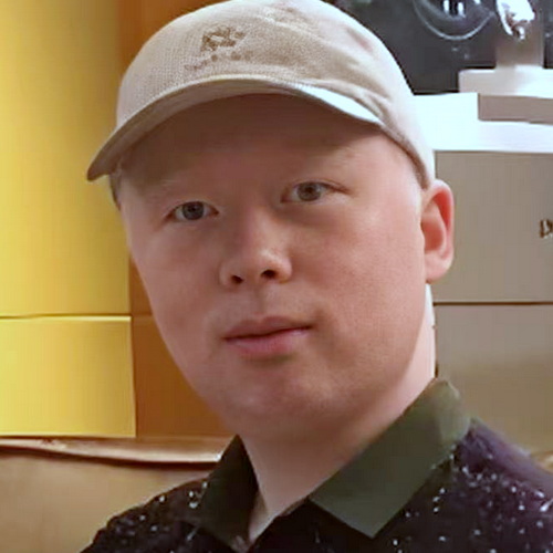 秦宇2.jpg