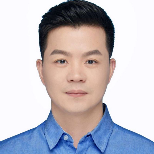 李伟2.jpg